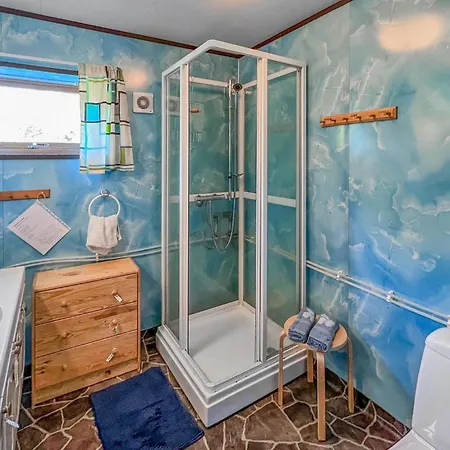 1 Bedroom Lovely In Lindesnes Fidje